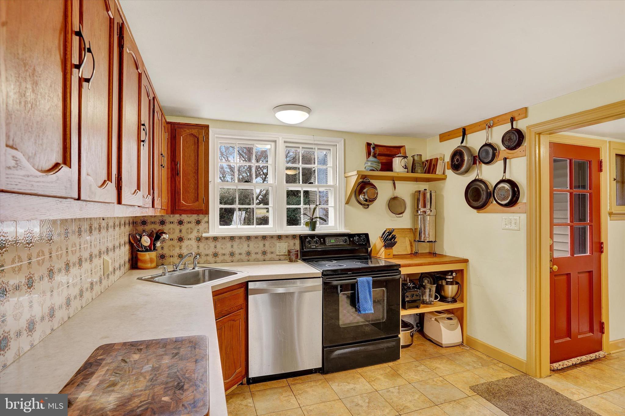 755 Fetters Mill Road Huntingdon Valley, PA 19006 - Photo 12 of 38