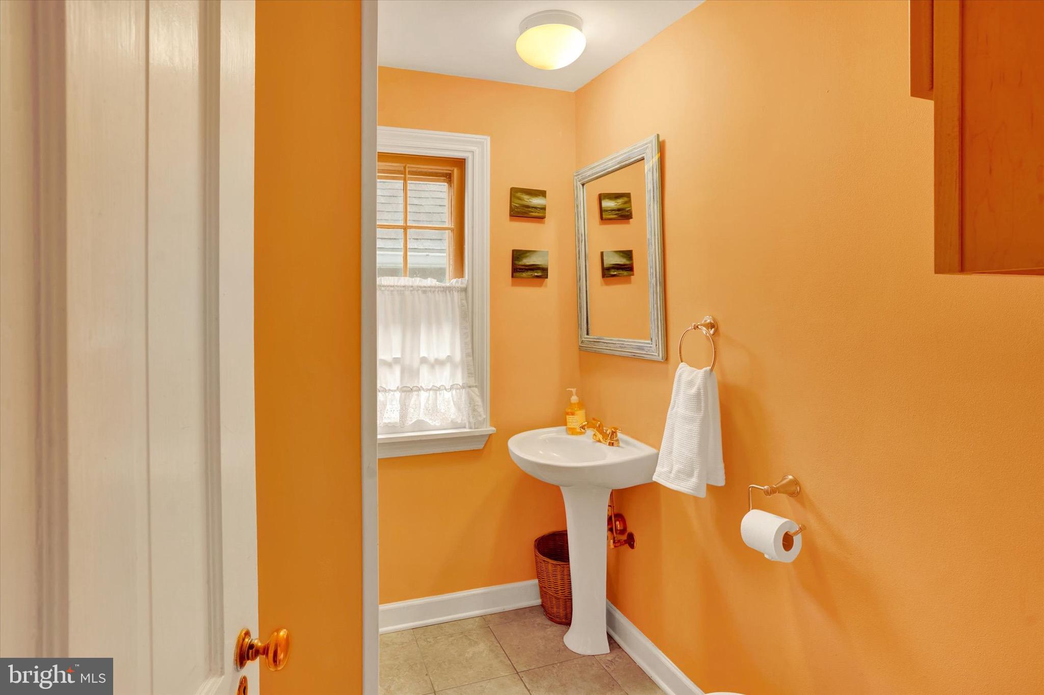 755 Fetters Mill Road Huntingdon Valley, PA 19006 - Photo 13 of 38 First floor bathroom