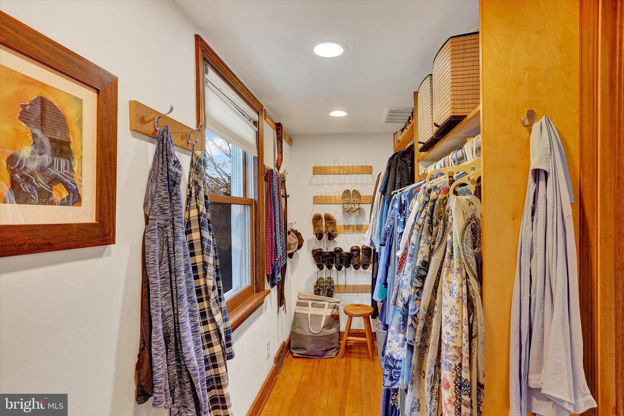 755 Fetters Mill Road Huntingdon Valley, PA 19006 - Photo 19 of 38 Primary Bedroom walk-in closet