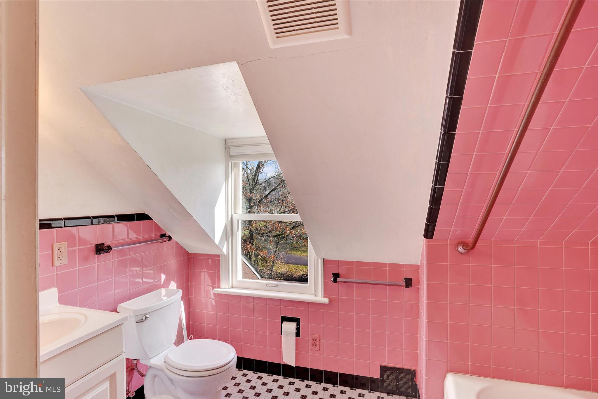 755 Fetters Mill Road Huntingdon Valley, PA 19006 - Photo 30 of 38