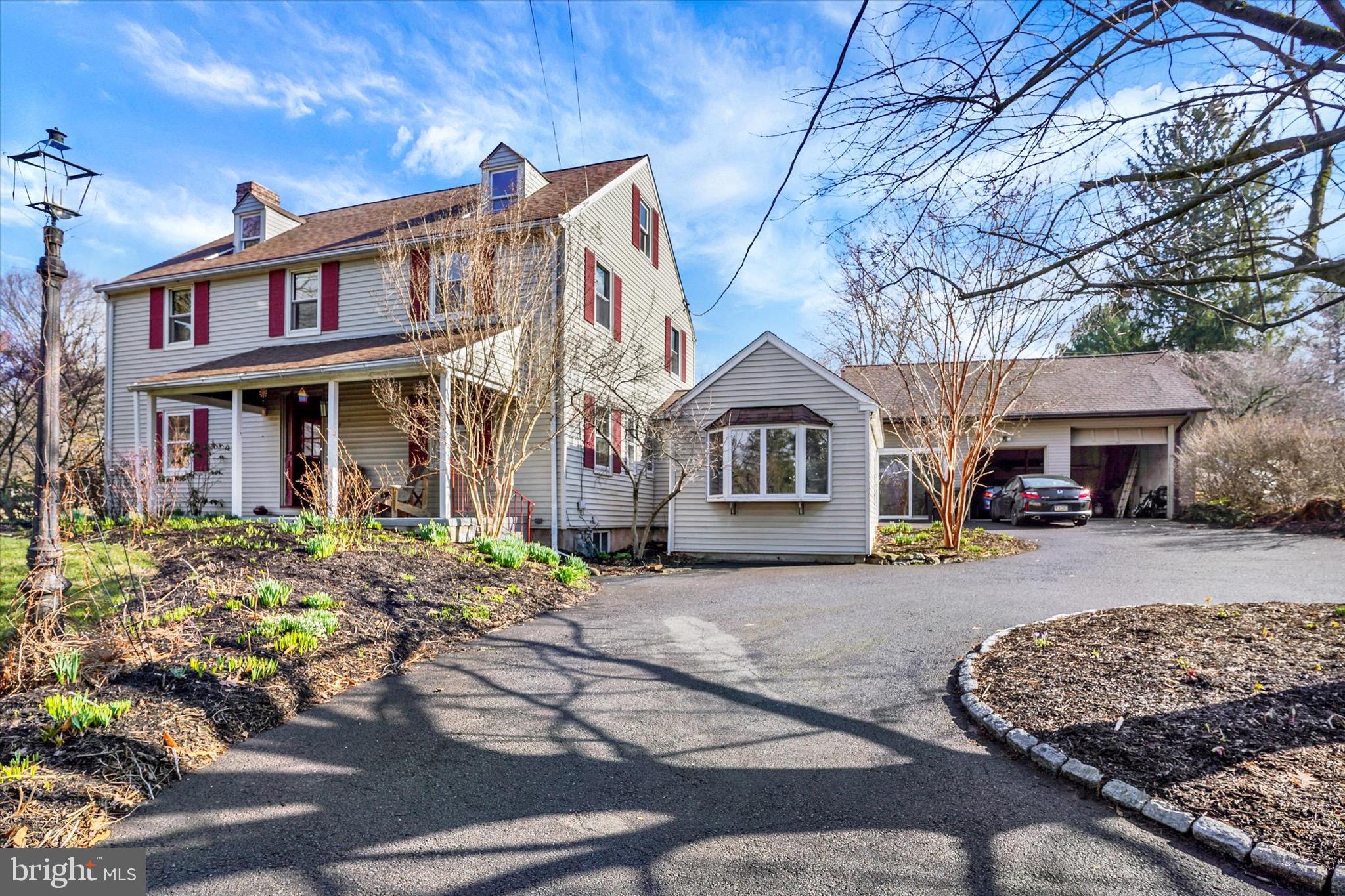 755 Fetters Mill Road Huntingdon Valley, PA 19006 - Photo 4 of 38