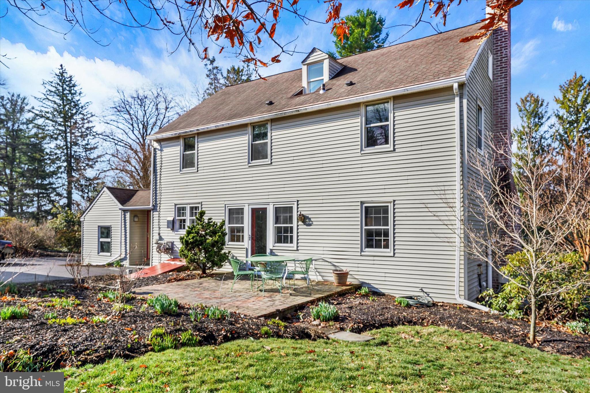 755 Fetters Mill Road Huntingdon Valley, PA 19006 - Photo 5 of 38 backyard