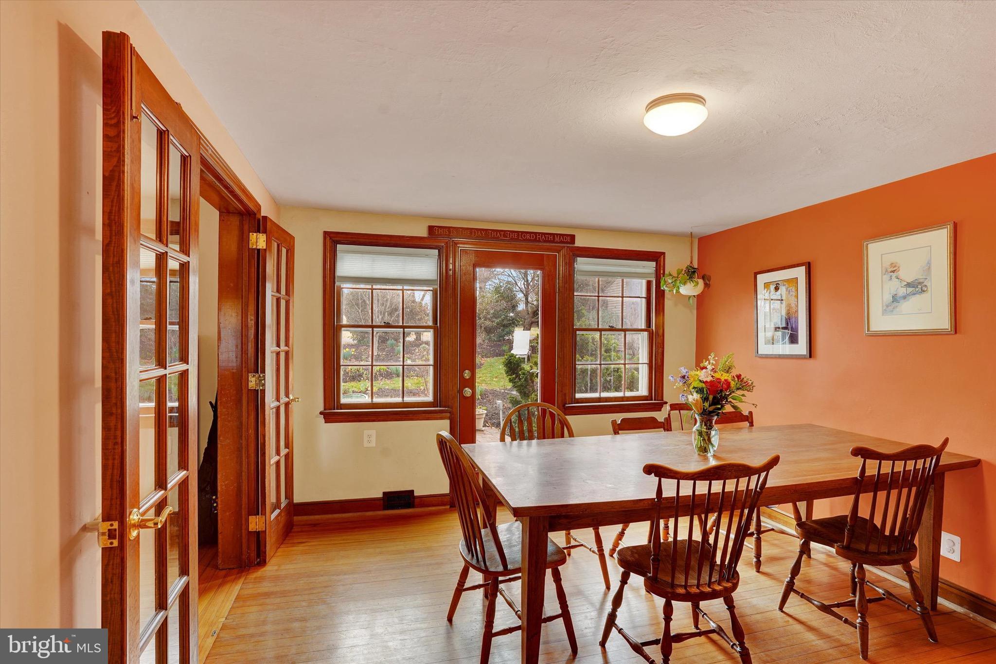 755 Fetters Mill Road Huntingdon Valley, PA 19006 - Photo 8 of 38 Dining room
