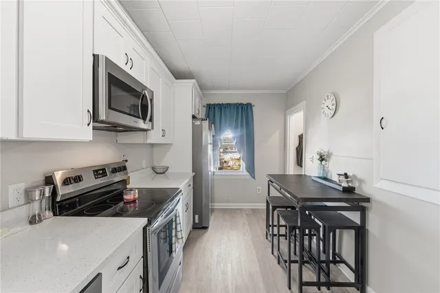 $2,500 | 213 St Louis Avenue, Woonsocket, RI 02895