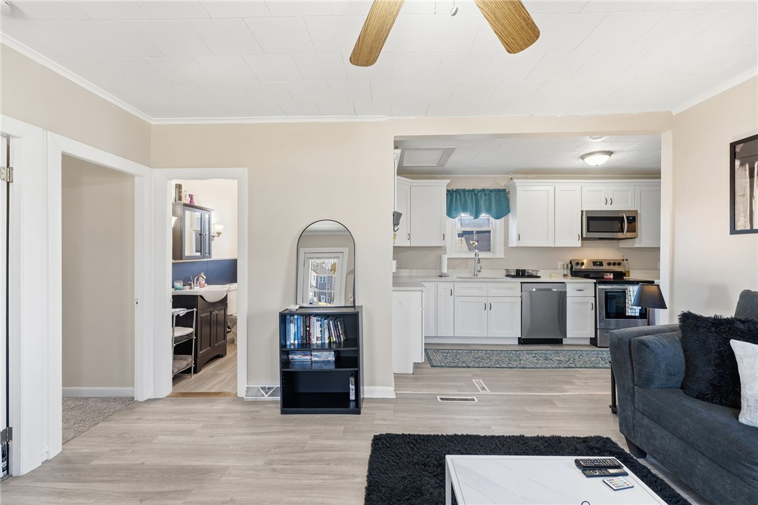 213 St Louis Avenue Woonsocket, RI 02895 - Photo 9 of 20