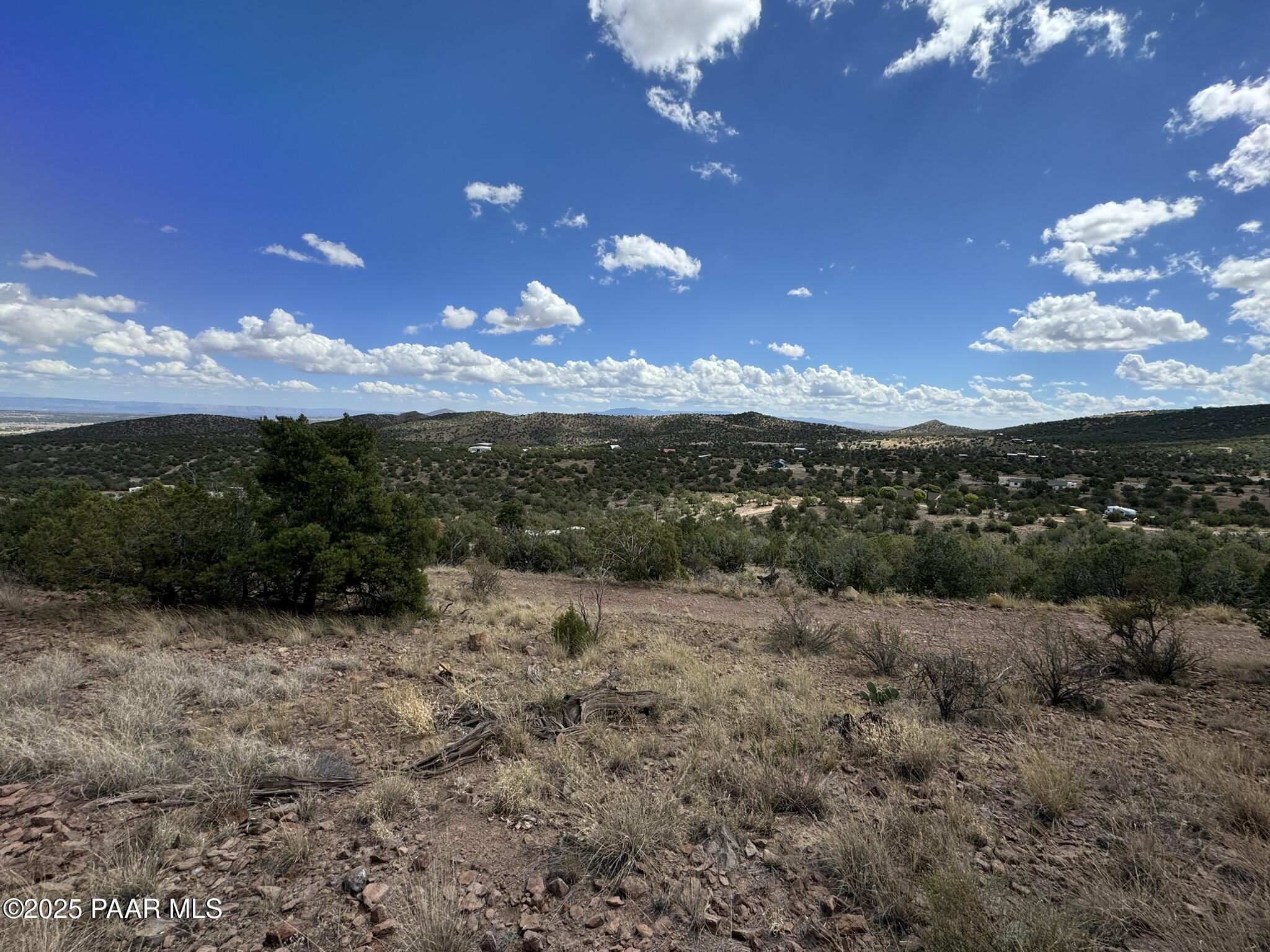 0 West Cedar Heights Road Prescott, AZ 86305 - Photo 6 of 8 a view of a big yard with lots of green space