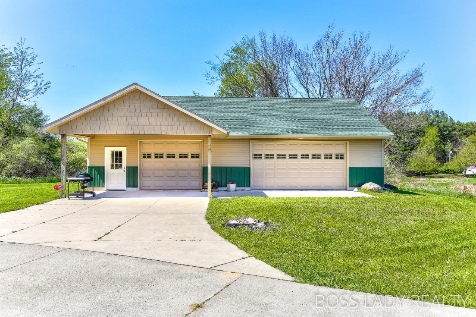 7825 Lessiter Road Northeast Belding, MI 48809 - Photo 47 of 69 7825 Lessiter Ave NE, Belding MI-35-28