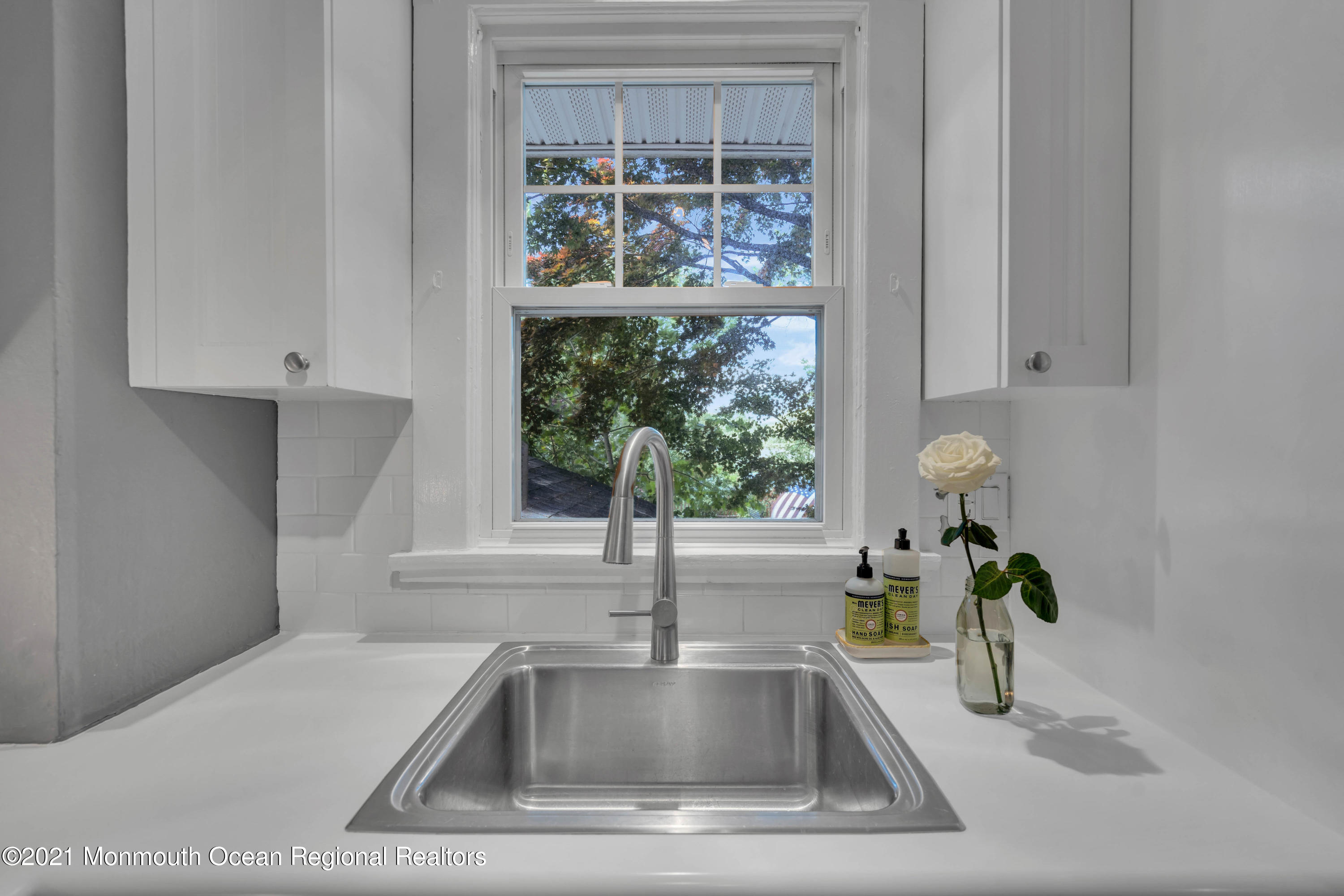 521 Locust Point Road Rumson, NJ 07760 - Photo 17 of 54 020_dsc03041