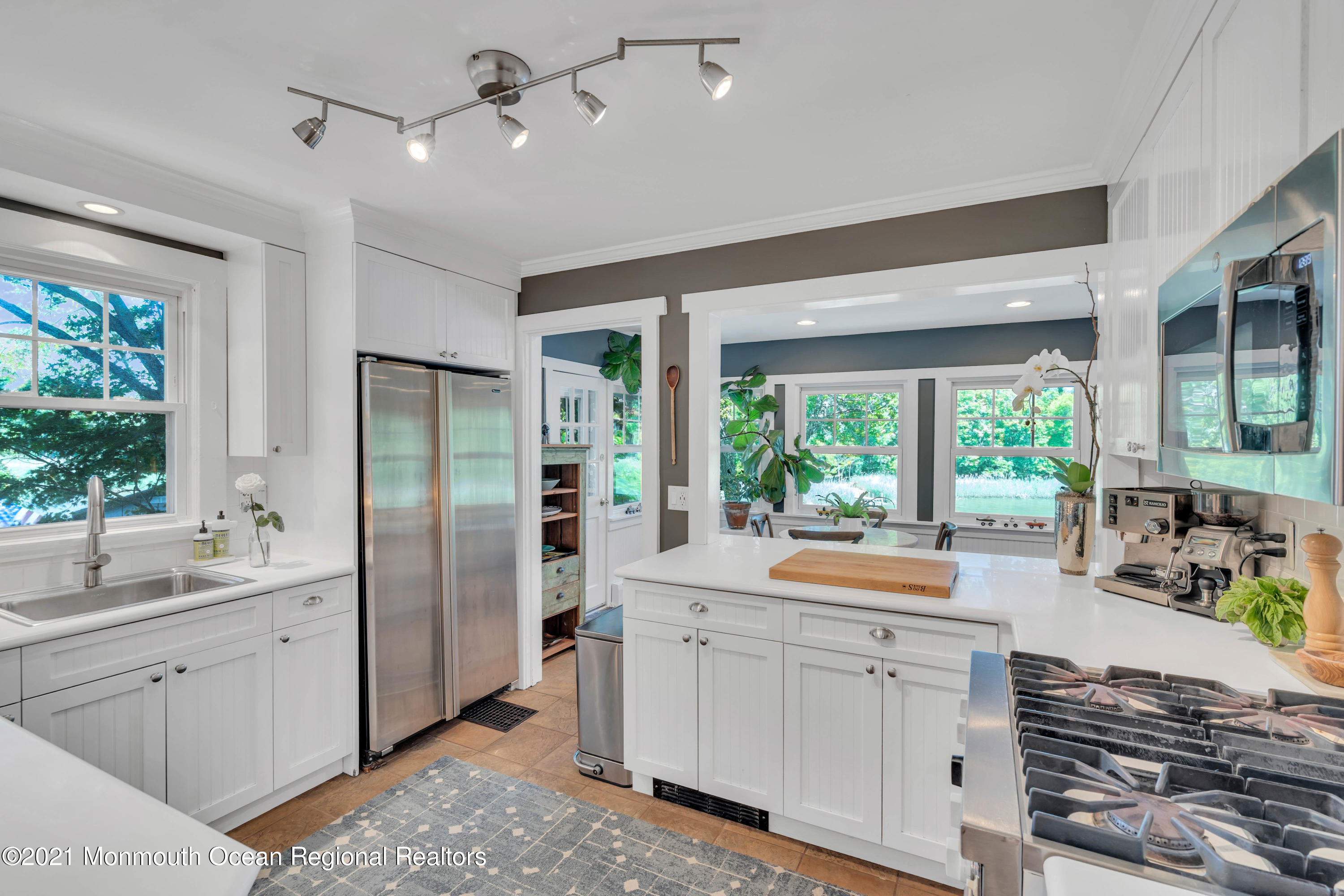 521 Locust Point Road Rumson, NJ 07760 - Photo 18 of 54 021_dsc03046