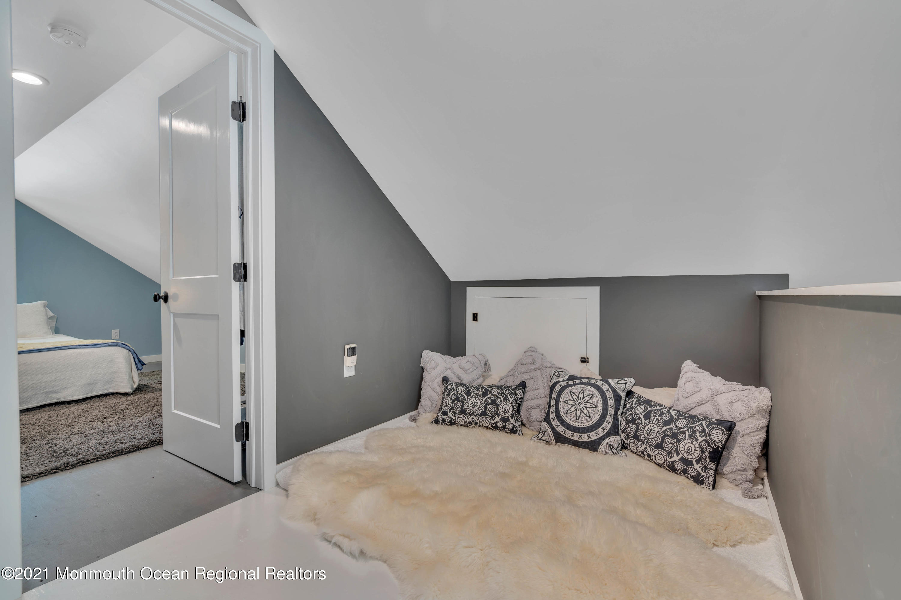 521 Locust Point Road Rumson, NJ 07760 - Photo 36 of 54 040_dsc03011