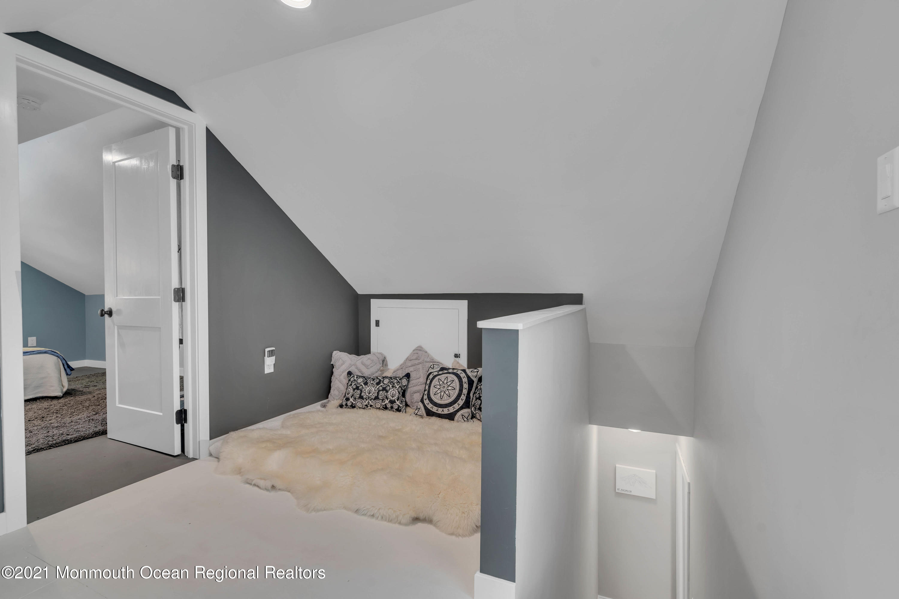 521 Locust Point Road Rumson, NJ 07760 - Photo 37 of 54 041_dsc03006