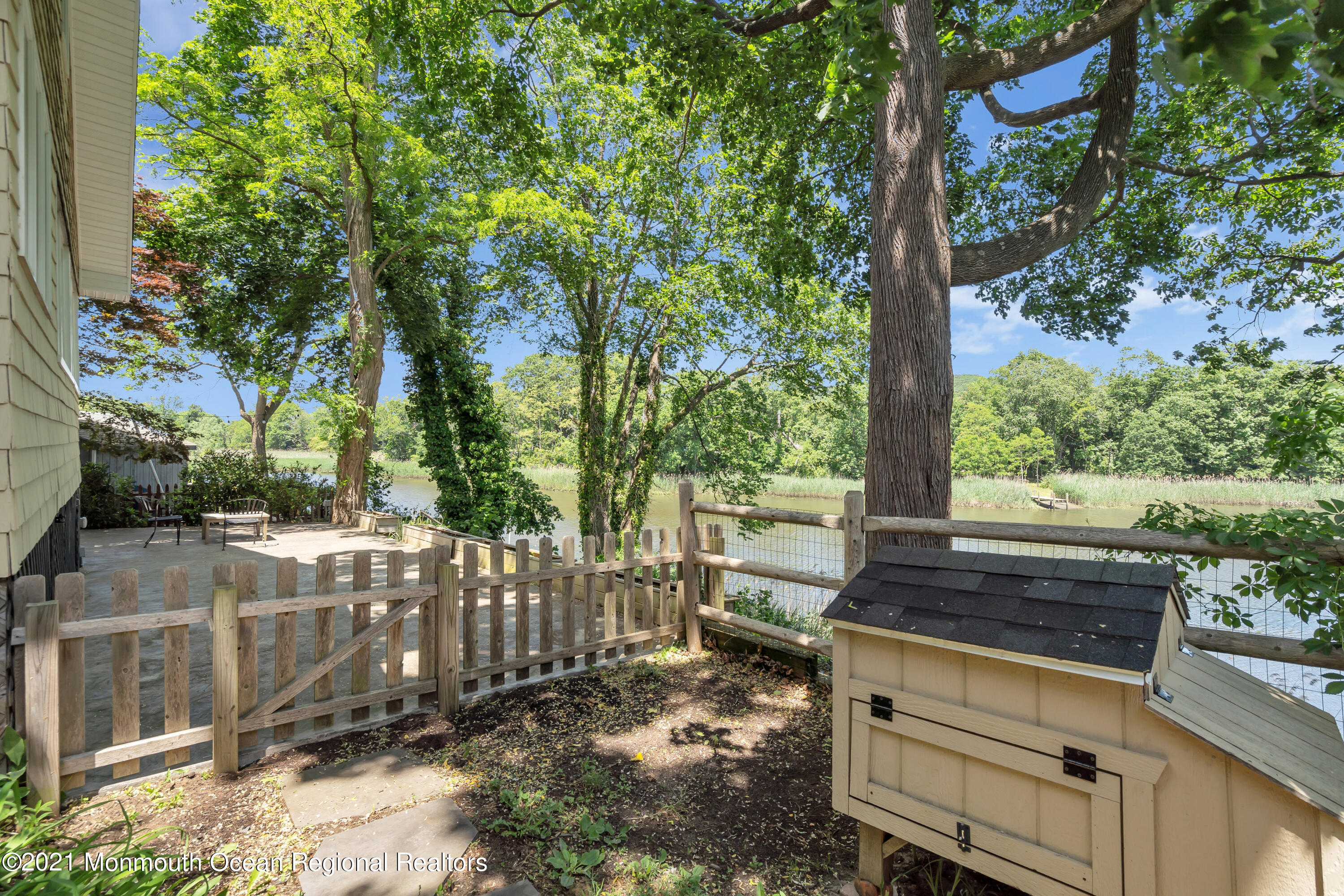 521 Locust Point Road Rumson, NJ 07760 - Photo 44 of 54 049_dsc03276