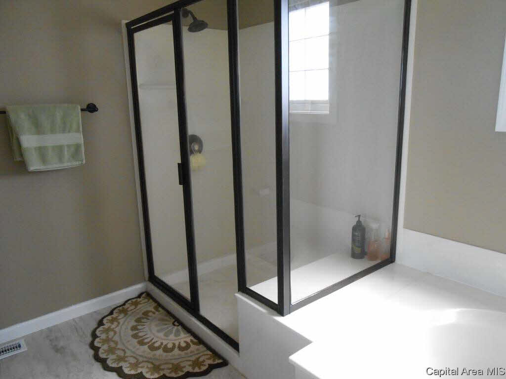 6701 Preston Drive Springfield, IL 62711 - Photo 18 of 26 Gallery Image 18