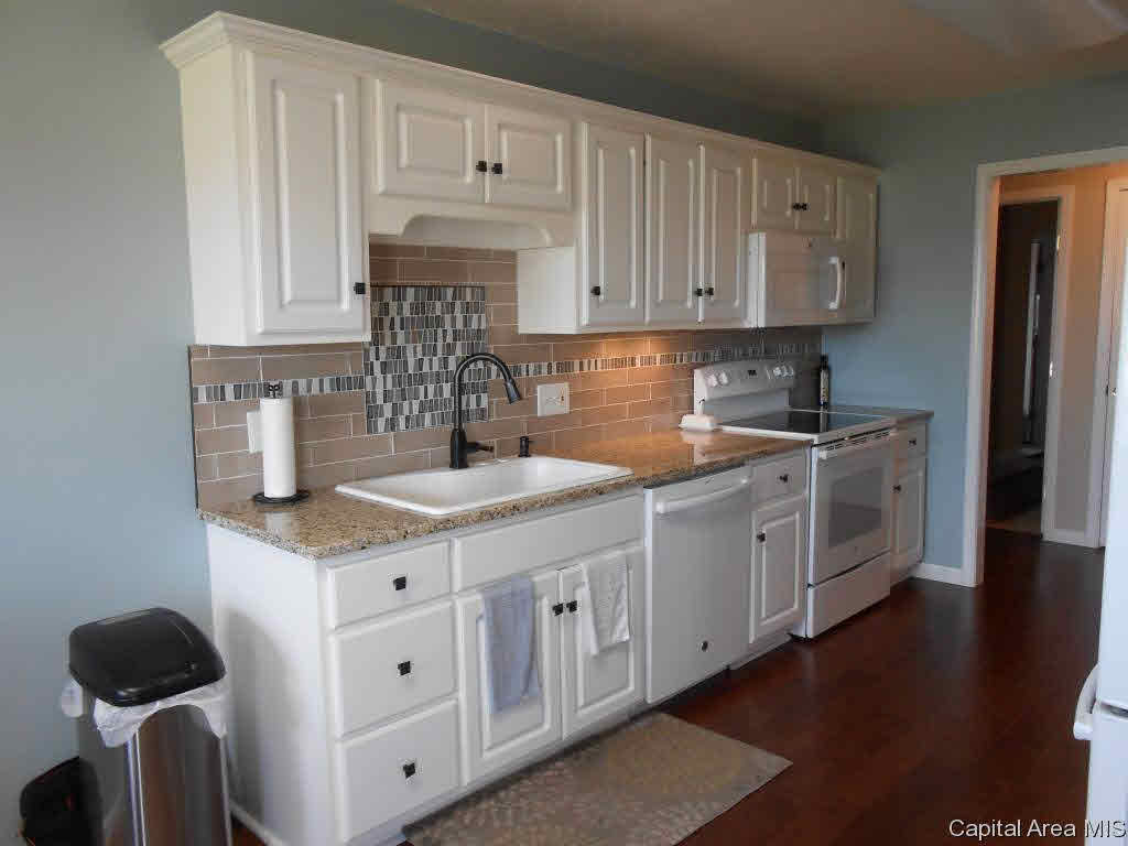 6701 Preston Drive Springfield, IL 62711 - Photo 6 of 26 Gallery Image 6