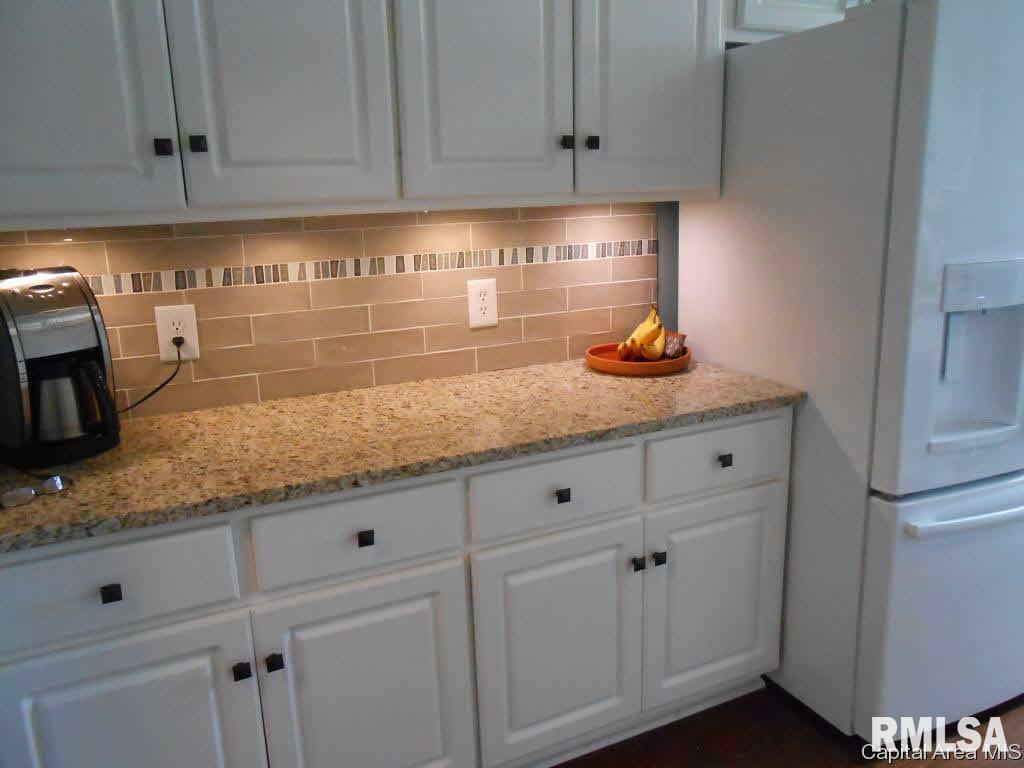 6701 Preston Drive Springfield, IL 62711 - Photo 8 of 26 Gallery Image 8