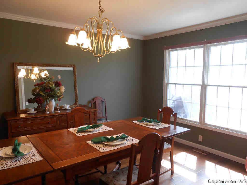 6701 Preston Drive Springfield, IL 62711 - Photo 9 of 26 Gallery Image 9