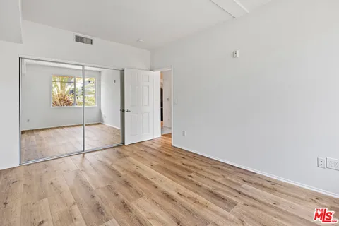$599,000 | 13200 Pacific Promenade, Unit 322, Playa Vista, CA 90094