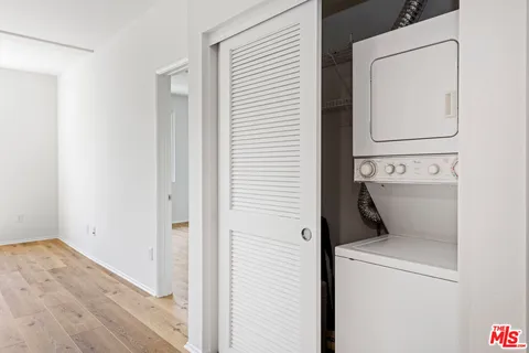 $599,000 | 13200 Pacific Promenade, Unit 322, Playa Vista, CA 90094