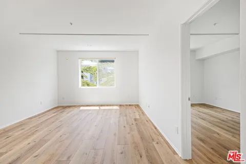 $599,000 | 13200 Pacific Promenade, Unit 322, Playa Vista, CA 90094