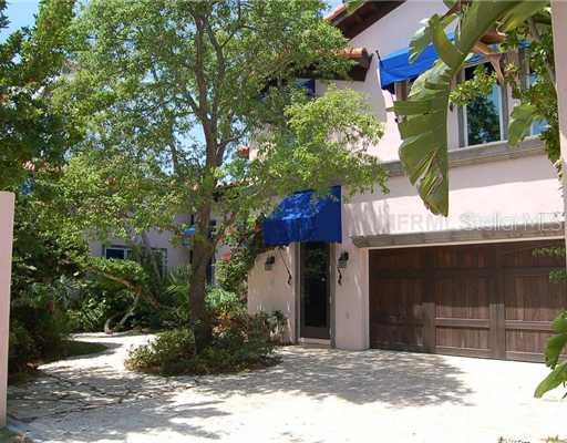 135 North Casey Key Road Osprey, FL 34229 - Photo 1 of 1 Exterior Front - Full view of front