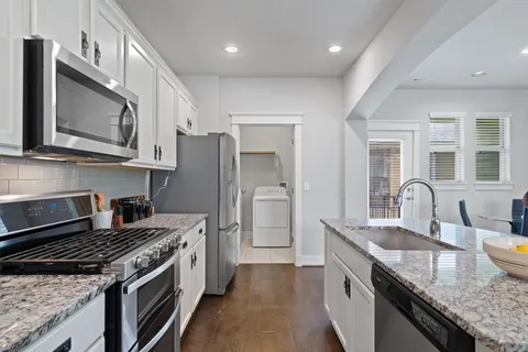 $429,999 | 10625 Wills Loop, Austin, TX 78717