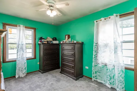 $290,000 | 3332 North Lewis Avenue, Waukegan, IL 60087