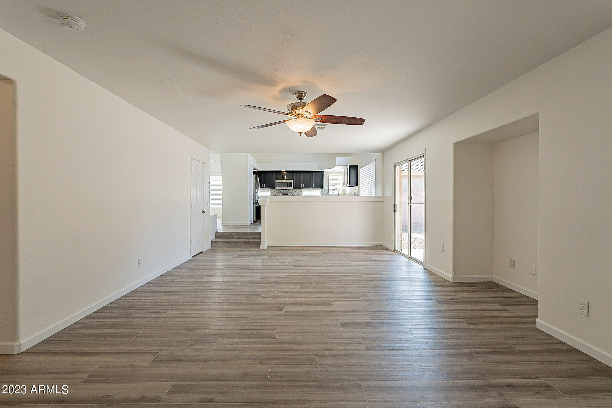 15636 West Calavar Road Surprise, AZ 85379 - Photo 3 of 17 Calavar-28