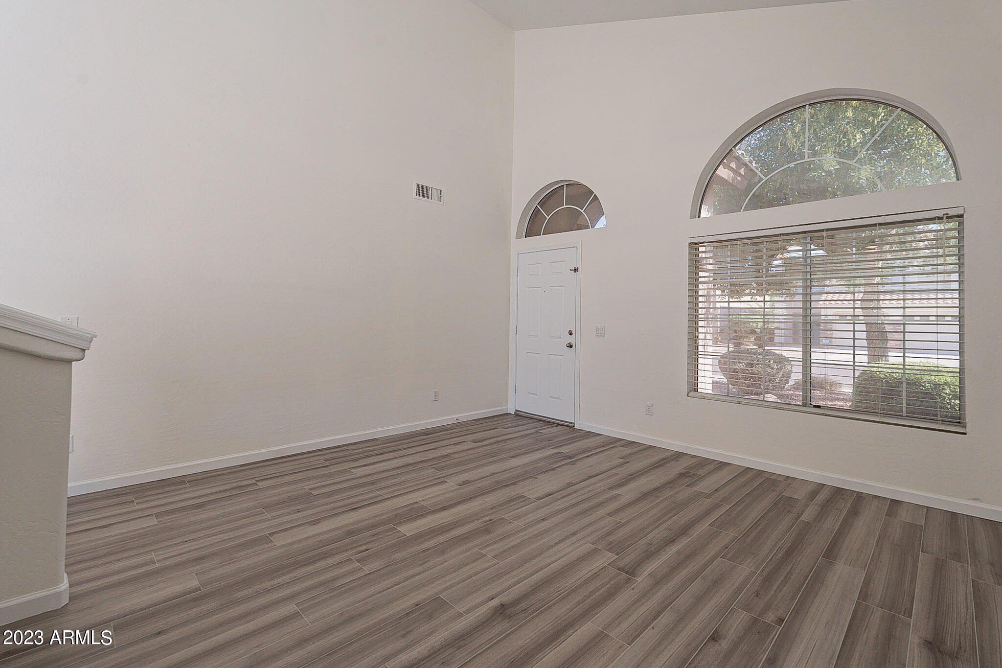 15636 West Calavar Road Surprise, AZ 85379 - Photo 7 of 17 Calavar-7