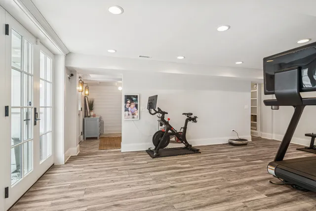 $1,250,000 | 526 South Grove Avenue, Barrington, IL 60010