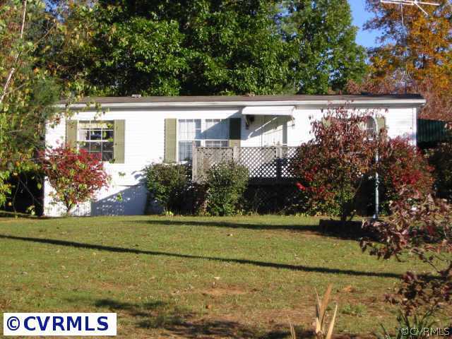 15211 Green Acres Road Beaverdam, VA 23015 - Photo 1 of 7 Exterior Front