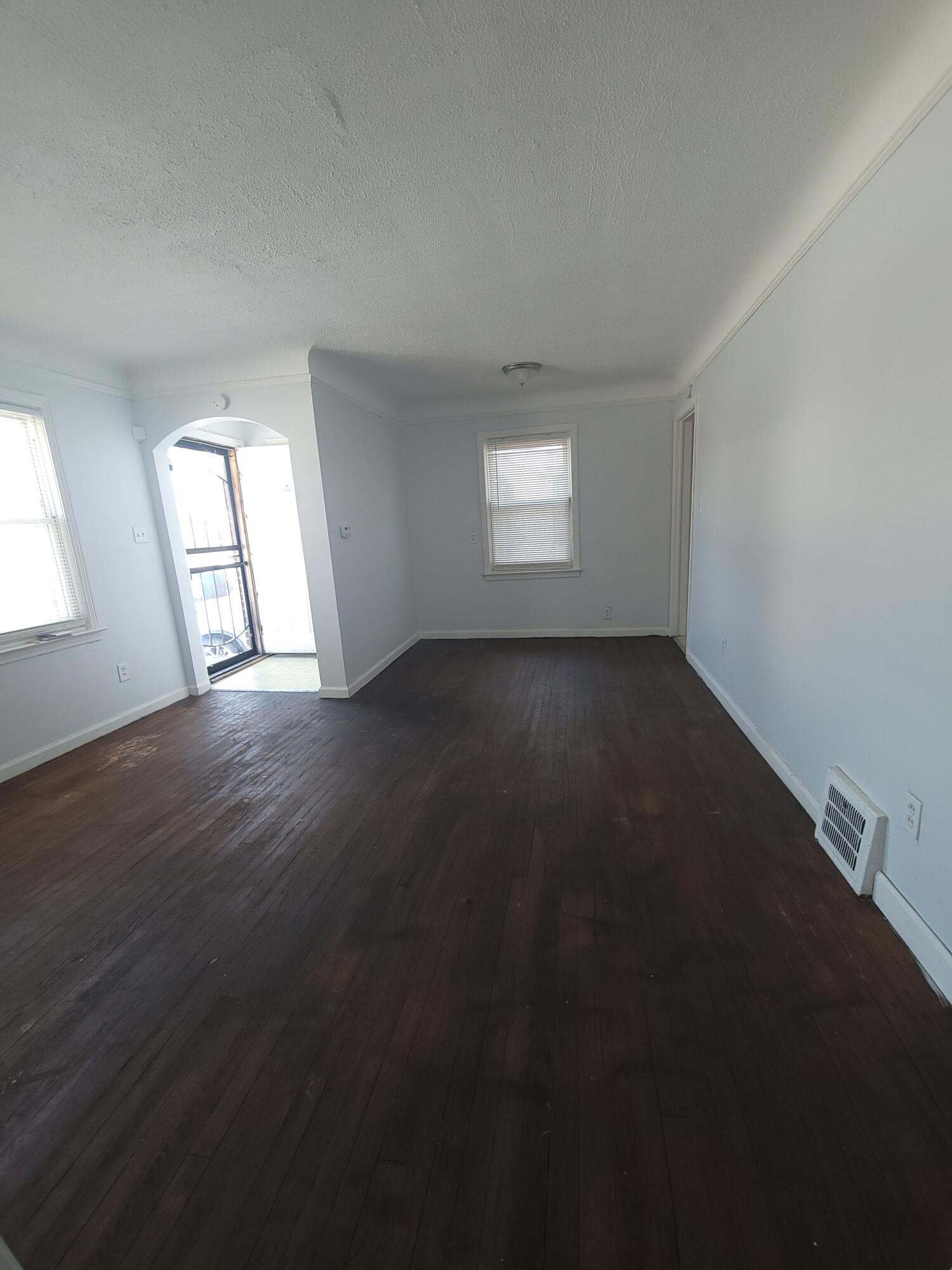 12505 Laing Street Detroit, MI 48224 - Photo 2 of 8 living