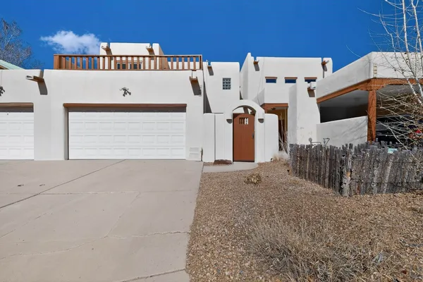$470,000 | 3153 La Paz Lane, Santa Fe, NM 87507