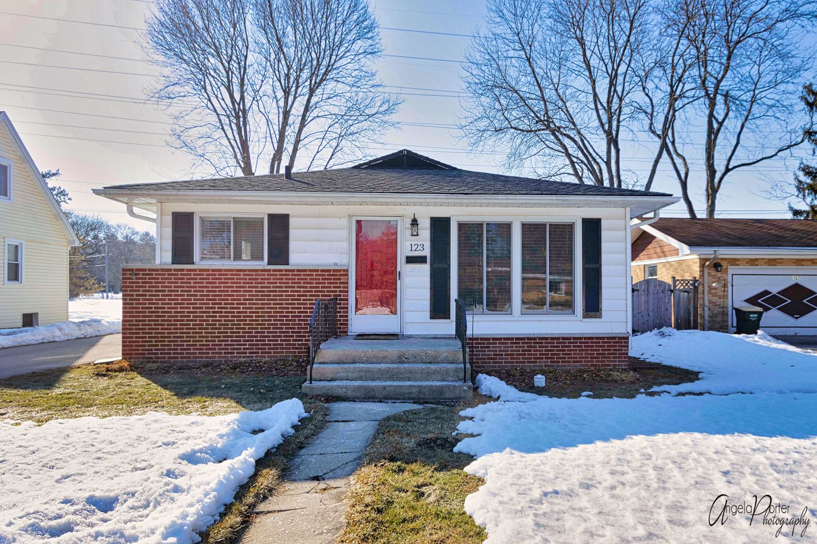 123 Woodland Road Libertyville, IL 60048 - Photo 1 of 22