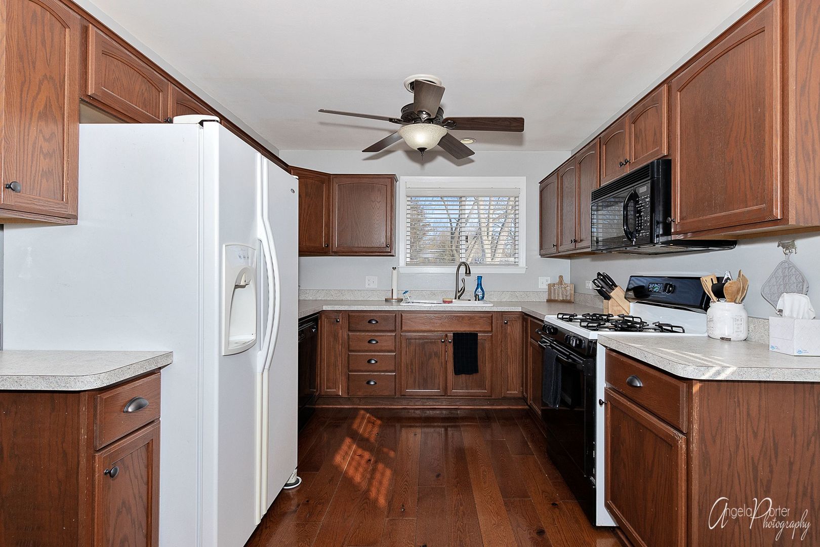 123 Woodland Road Libertyville, IL 60048 - Photo 10 of 22