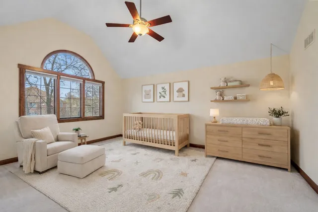 $900,000 | 884 Twin Elms Lane, Batavia, IL 60510