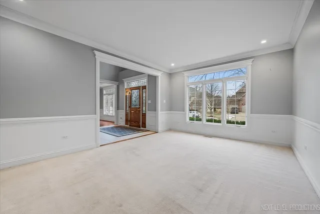 $900,000 | 884 Twin Elms Lane, Batavia, IL 60510