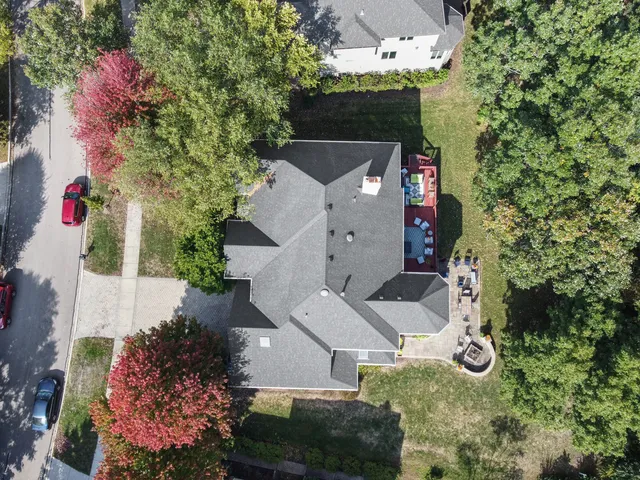 $900,000 | 884 Twin Elms Lane, Batavia, IL 60510