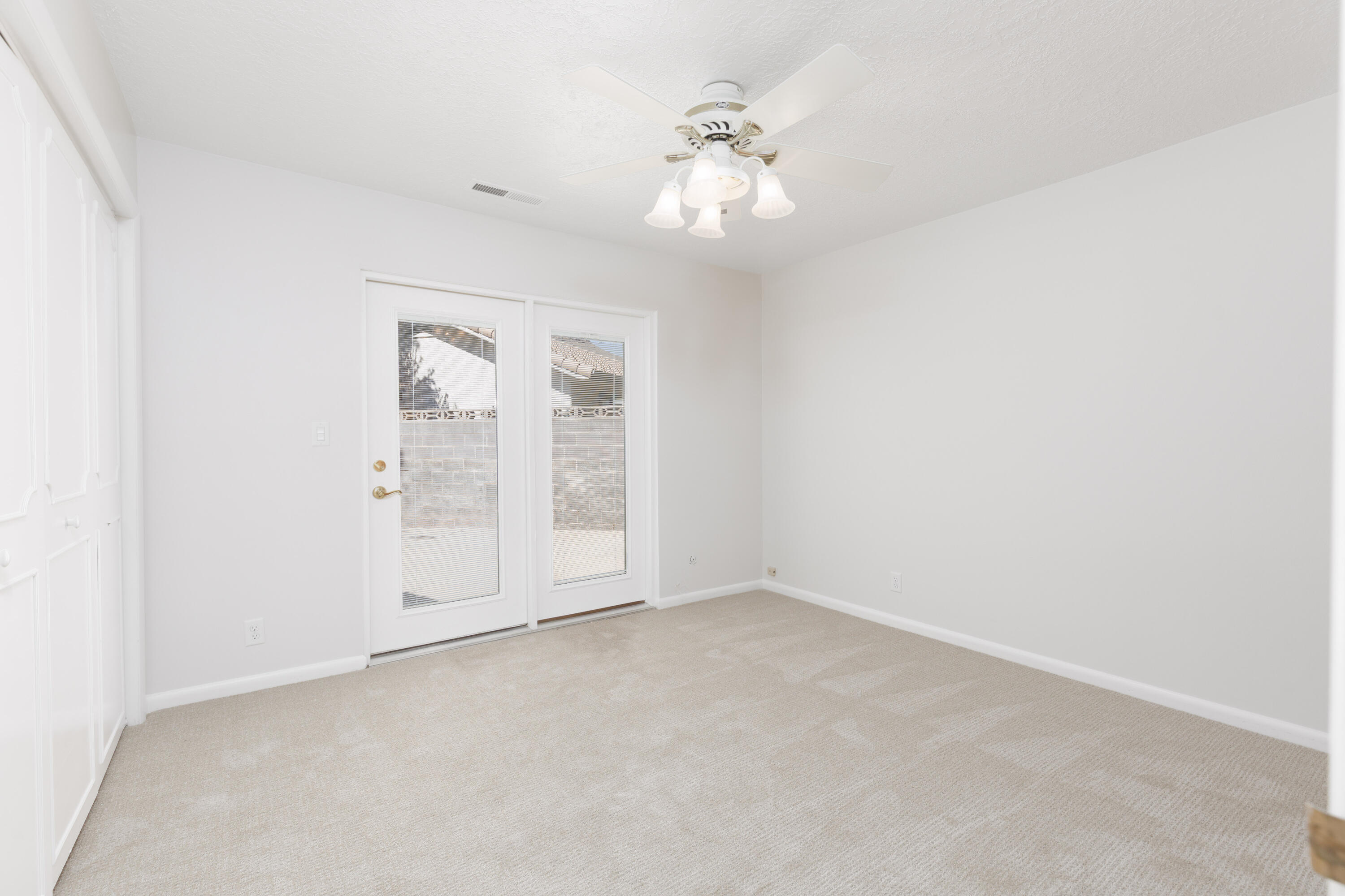 539 Diagonal Street St. George, UT 84770 - Photo 25 of 40 26 - Bedroom 2