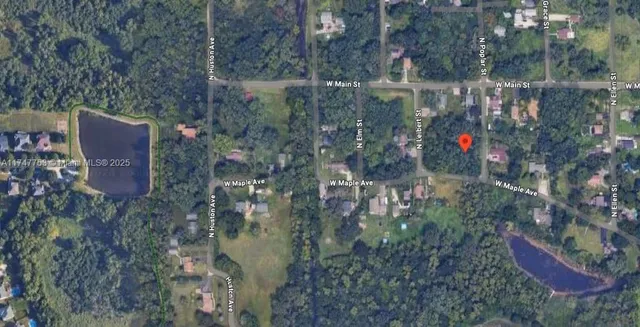 a view of a outdoor space