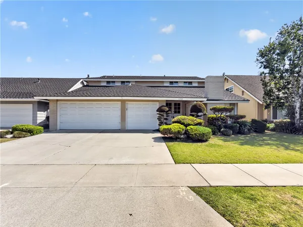 $1,295,000 | 4192 Sussex Circle, Cypress, CA 90630