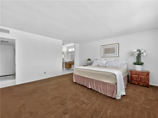 $1,295,000 | 4192 Sussex Circle, Cypress, CA 90630