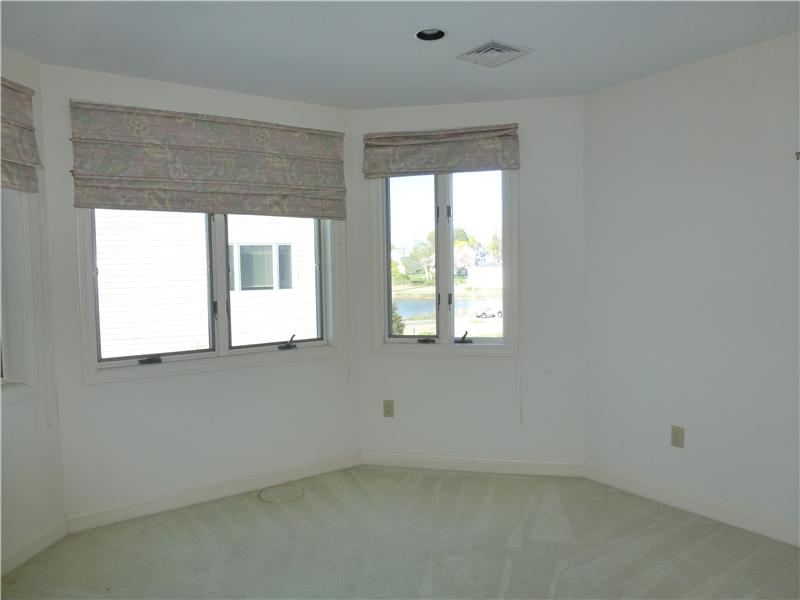 27 Poppasquash Road, Unit 27 Bristol, RI 02809 - Photo 12 of 20 Bedroom.