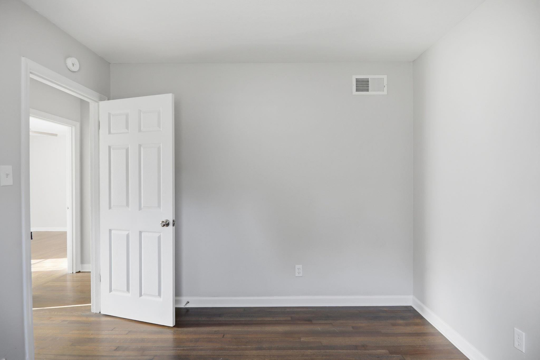 409 Stoneham Road Memphis, TN 38109 - Photo 12 of 23 Gallery Image 12