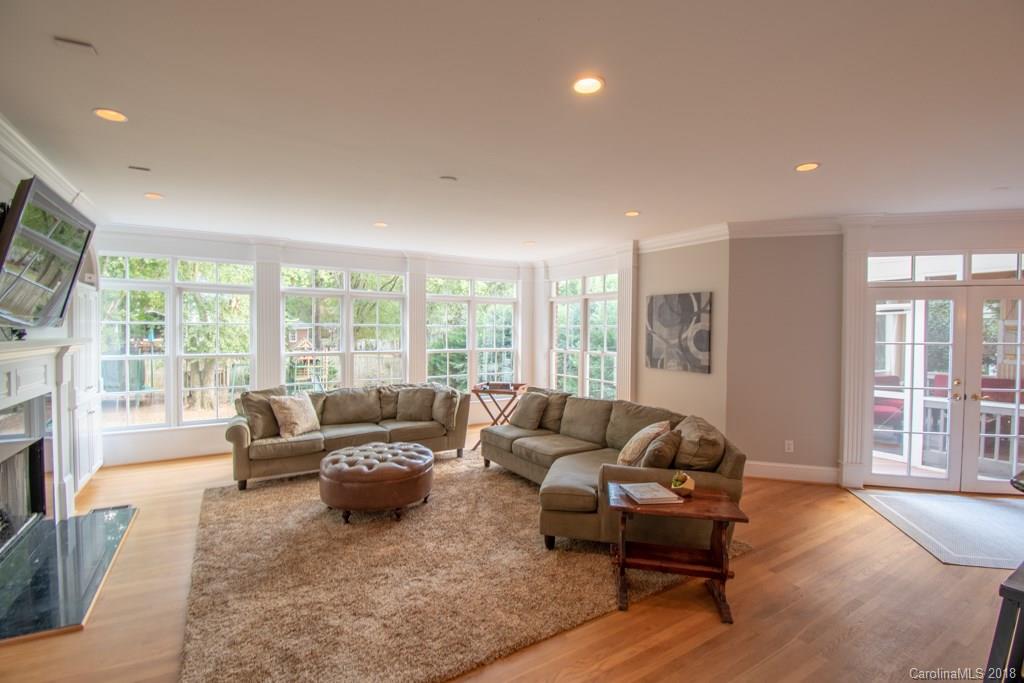 4217 Quail View Road, Unit 7 Charlotte, NC 28226 - Photo 14 of 35 Gallery Image 14