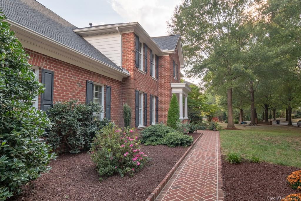 4217 Quail View Road, Unit 7 Charlotte, NC 28226 - Photo 3 of 35 Gallery Image 3