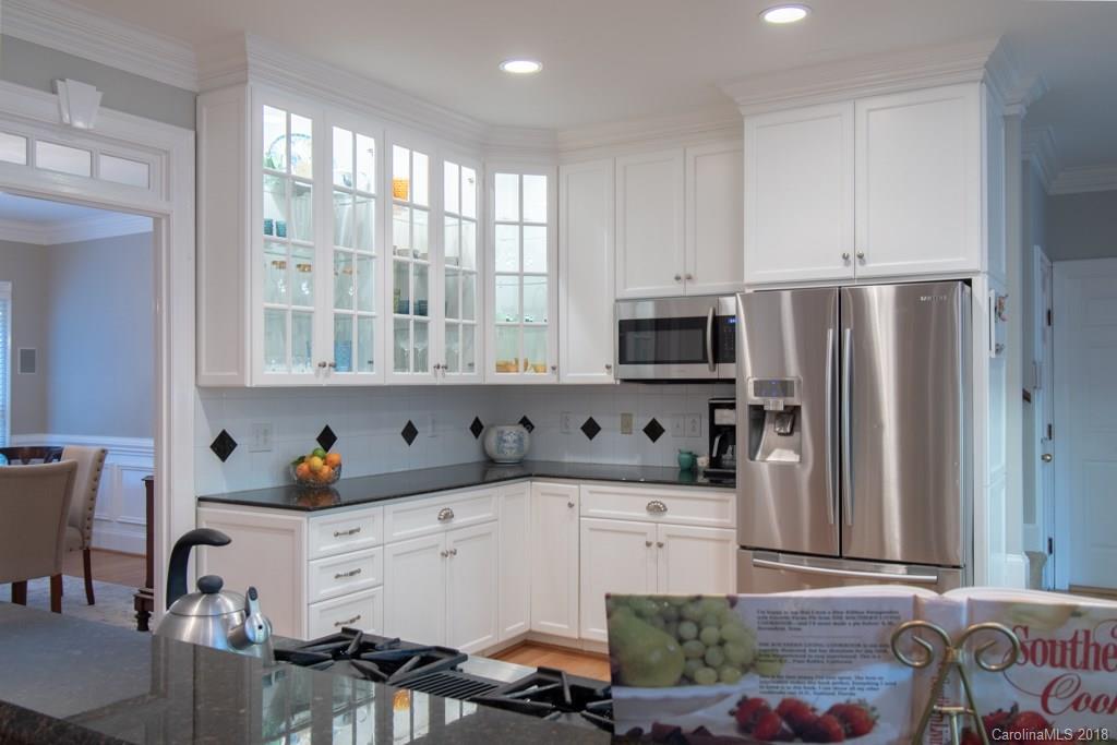 4217 Quail View Road, Unit 7 Charlotte, NC 28226 - Photo 8 of 35 Gallery Image 8