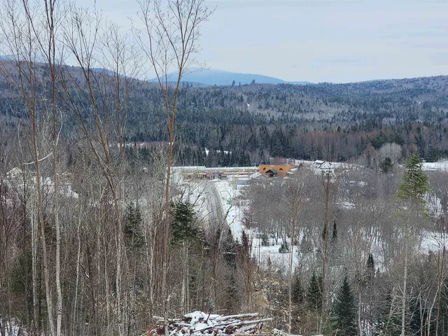 $189,900 | 200 A Berlin Road, Unit R14341, Errol, NH 03579