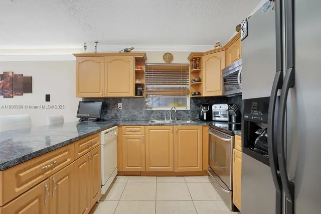 $628,900 | 6103 Southwest 130th Avenue, Miami, FL 33183