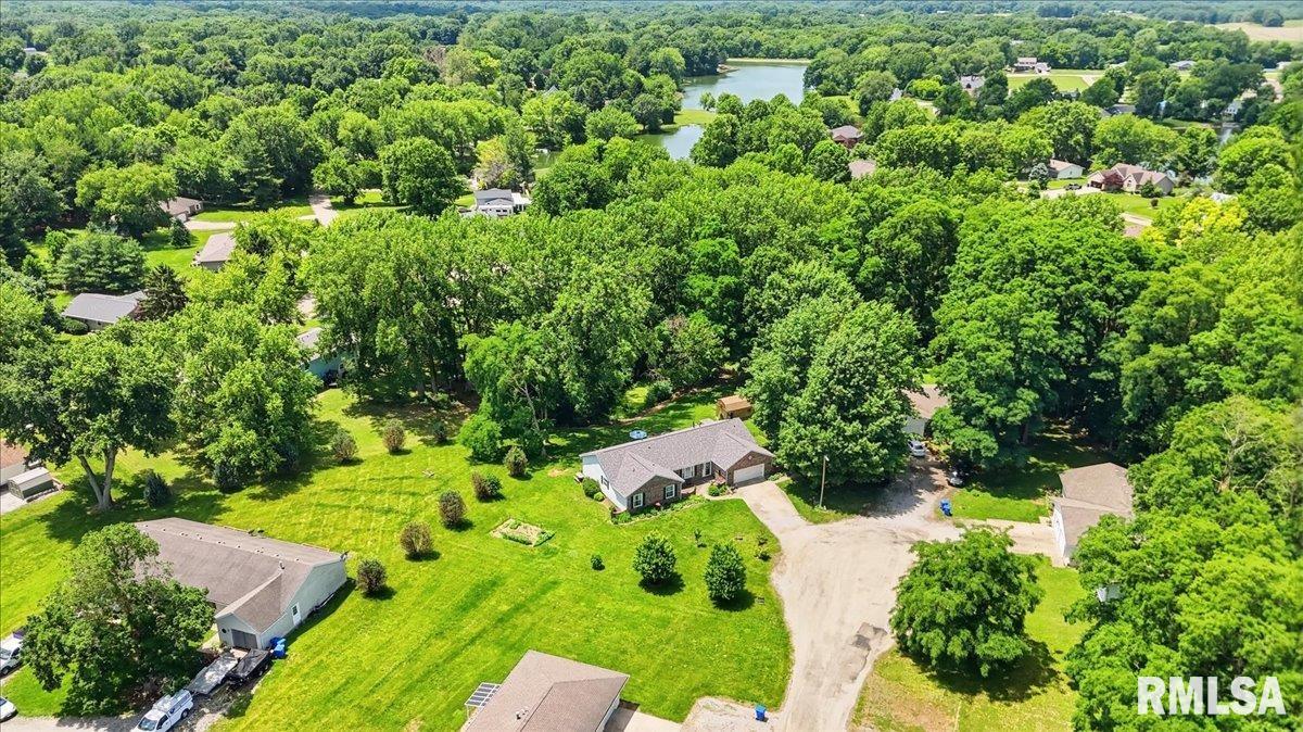 23751 Homestead Lane Athens, IL 62613 - Photo 8 of 54 Gallery Image 8