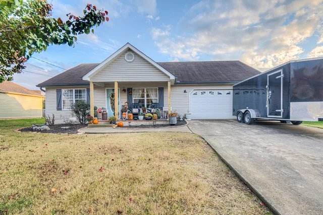 $274,900 | 631 North Peppercorn Lane, Rossville, GA 30741